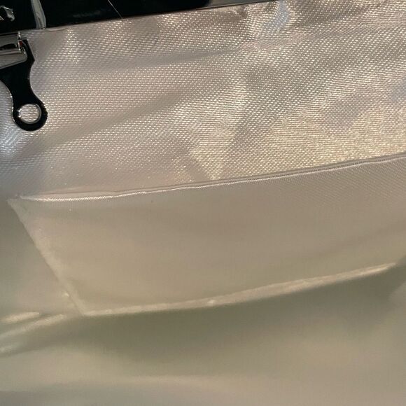 White Faux Feather Evening Bag - Picture 4 of 12